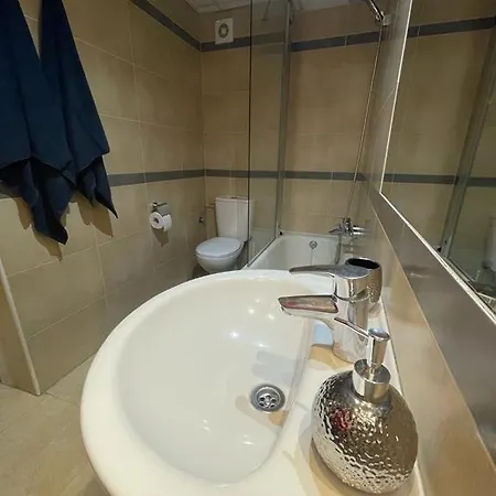 Esmeralda Suites